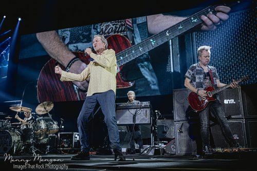 Ian Gillan & Simon McBride, Birmingham NEC 2024-11-04; Photo: © Manny Manson